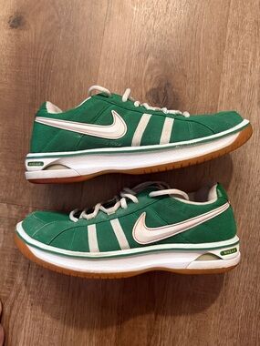 Nike Air DRC2 Sneakers Size 9